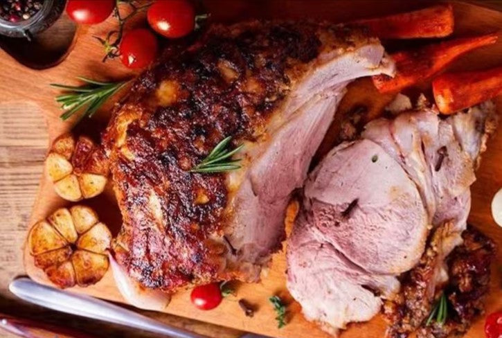 Pernil de cochino sin hueso