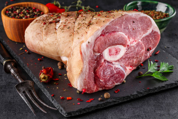 Pernil de cochino sin hueso
